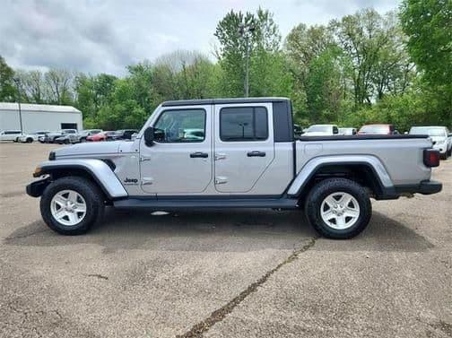 2021 jeep gladiator sport in savannah, tennessee