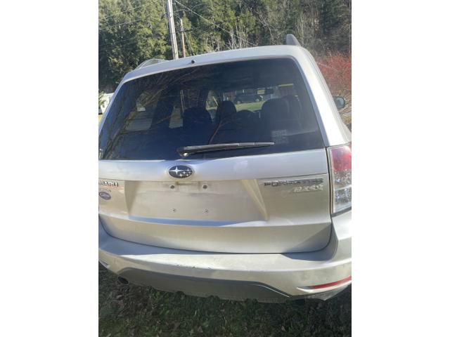 2010 subaru forester 2.5 x premium