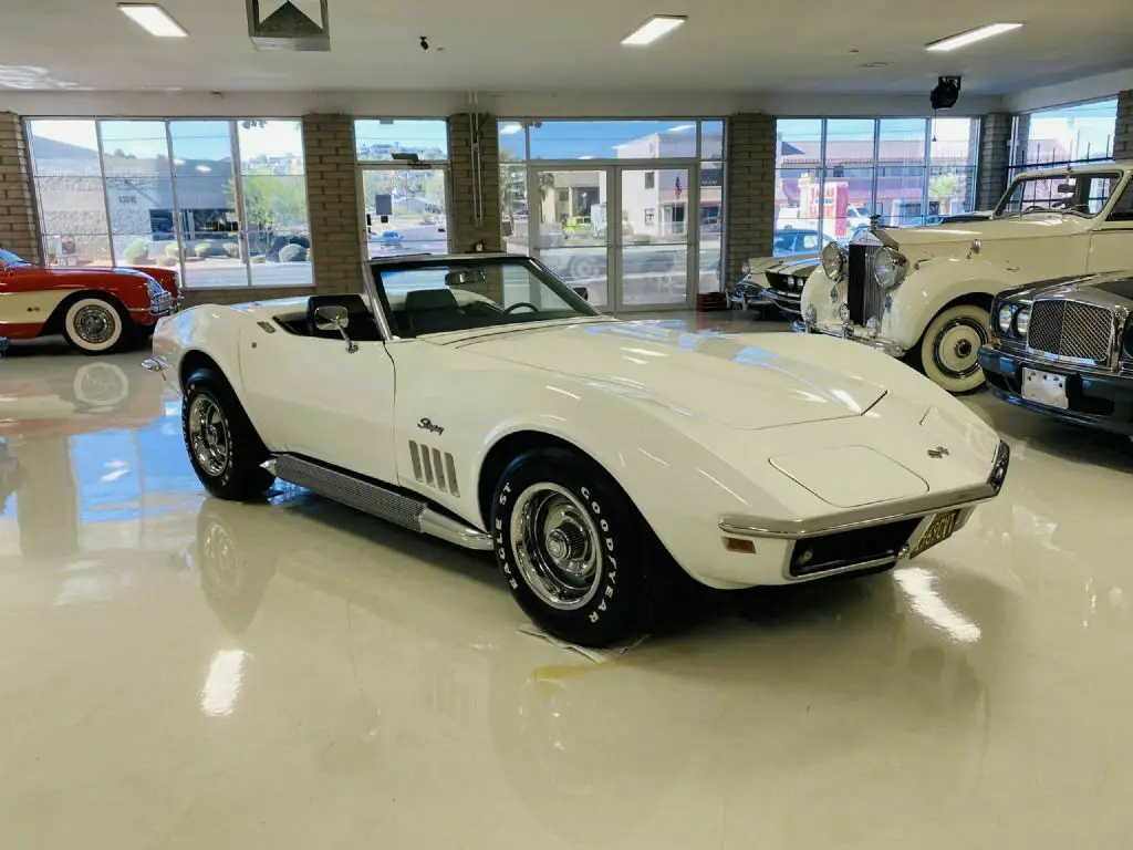 1969 chevrolet corvette 97100 miles white convertible