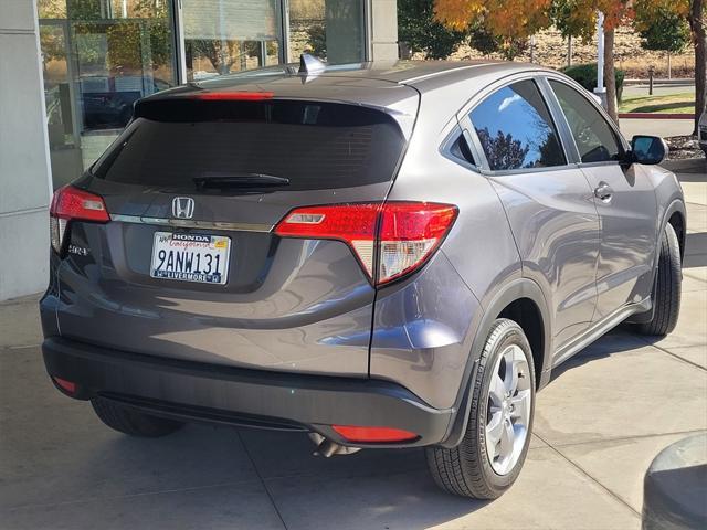 2022 honda hr-v lx