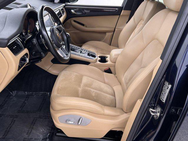 2018 porsche macan base