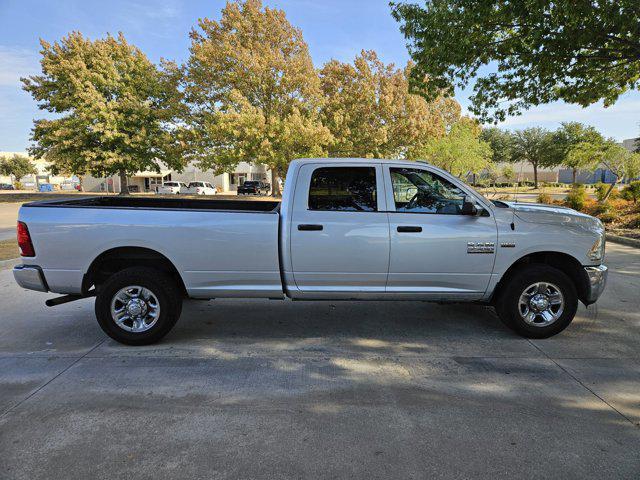 2018 ram 3500 tradesman crew cab 4x2 8' box