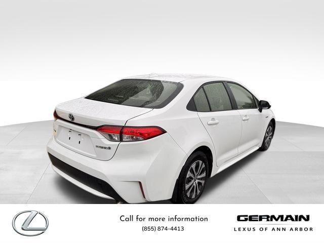 2021 toyota corolla hybrid le