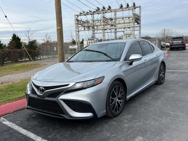 2023 toyota camry se