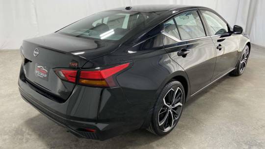 new 2025 nissan altima sr fwd