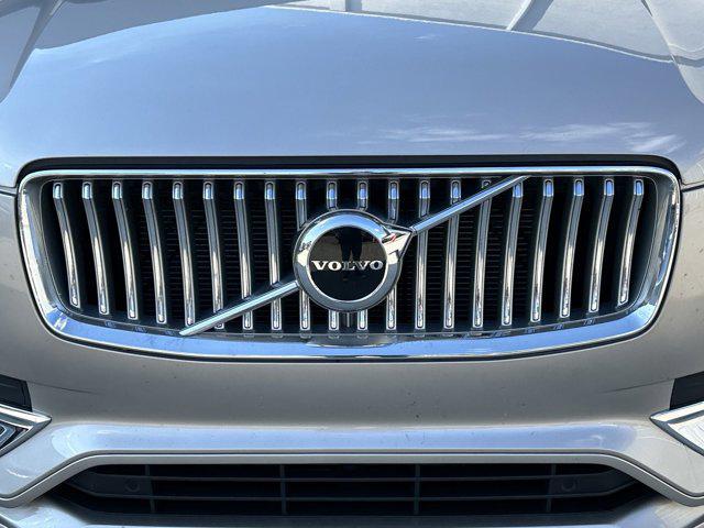 2024 volvo xc90 b6 core bright theme