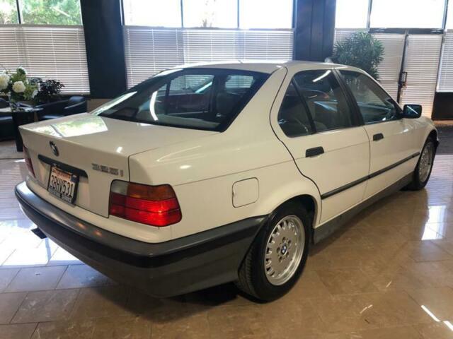 1992 bmw 3 series 325i 4dr sedan