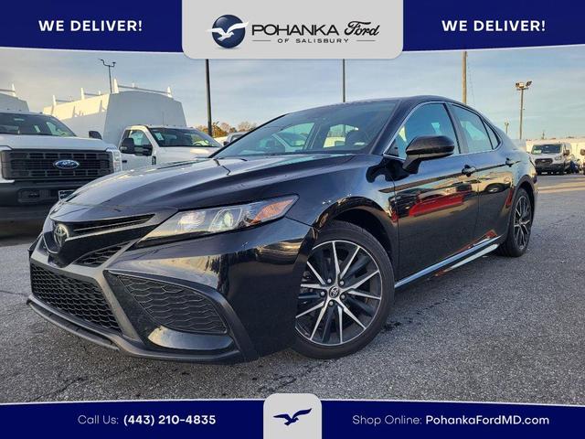 2021 toyota camry se