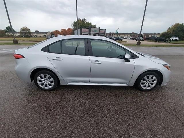 2023 toyota corolla le