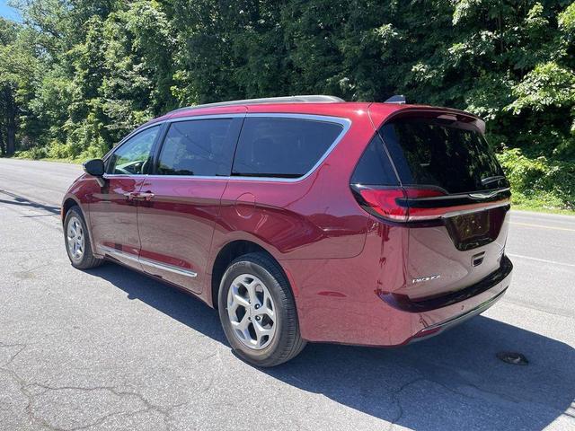 2023 chrysler pacifica limited