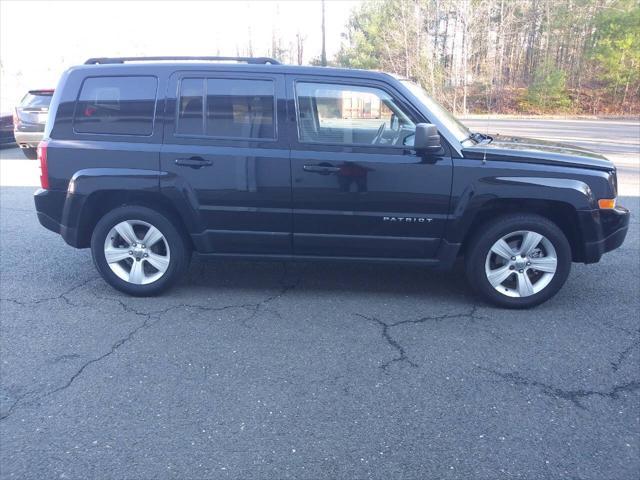 2016 jeep patriot latitude