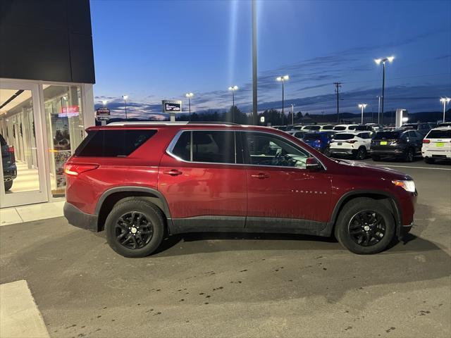 2018 chevrolet traverse lt cloth