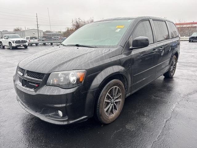 2017 dodge grand caravan sxt