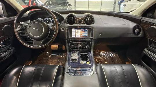2013 Jaguar XJ