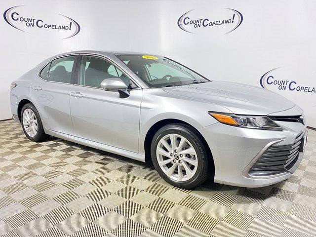 2023 toyota camry le