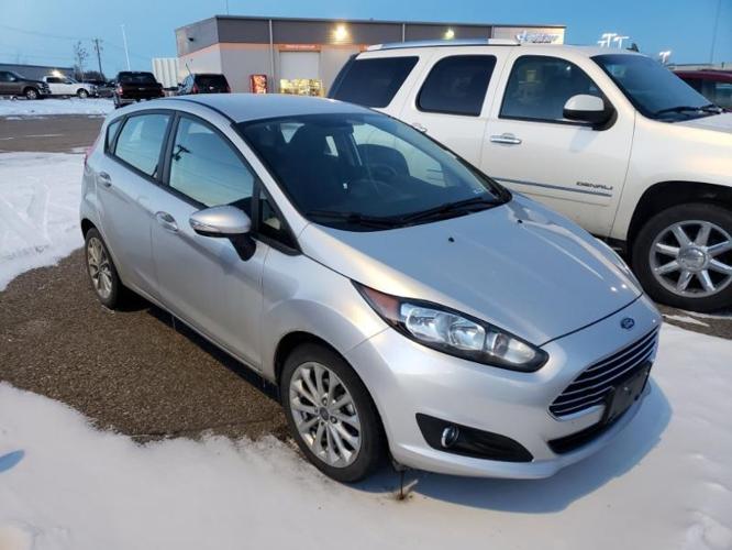 2014 ford fiesta se se 4dr hatchback for sale in bloom, north dakota
