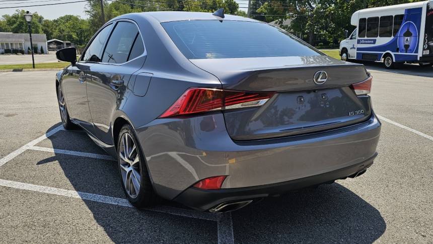 2018 lexus is 300 base