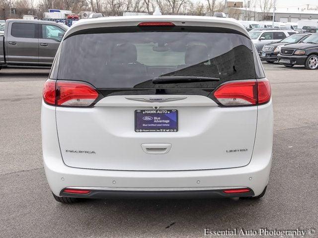 2020 chrysler pacifica in saint charles, illinois