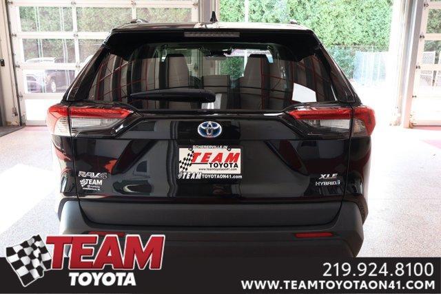 2022 toyota rav4 hybrid xle premium
