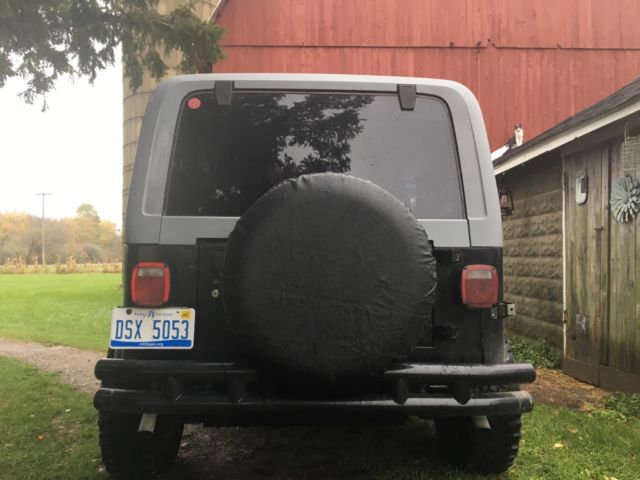 1988 jeep wrangler laredo in excellent condition with tons of extras