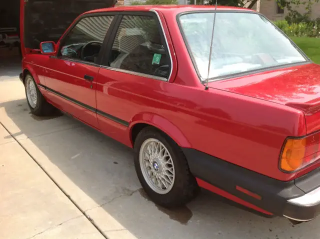 1988 bmw 325is coupe 2-door 2.5l