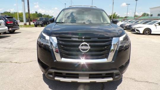 2023 nissan pathfinder sl