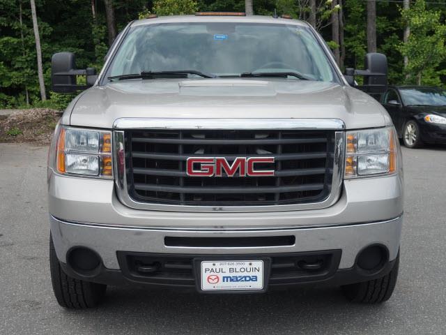 2007 gmc sierra 2500hd work truck work truck 2dr regular cab 4wd lb for sale in augusta, maine