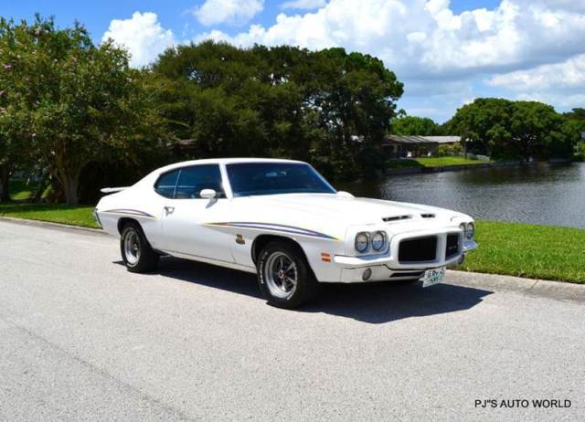 1971 pontiac gto 12,472 miles white coupe 400 automatic