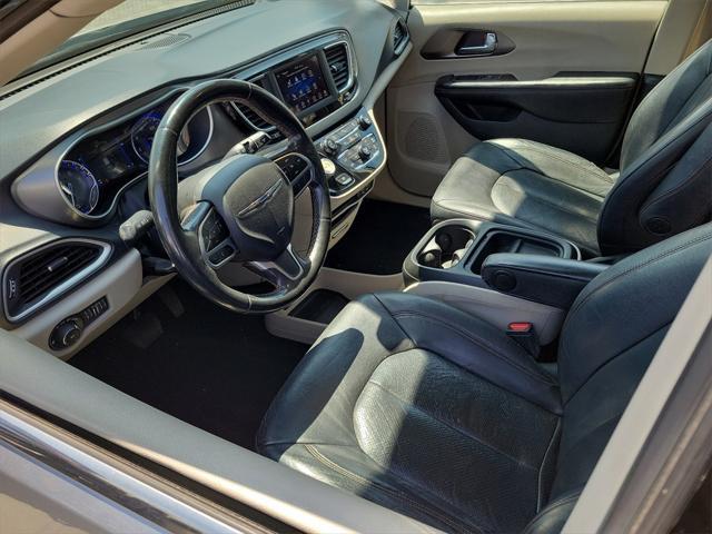 2020 chrysler pacifica touring l