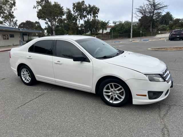 2011 ford fusion s