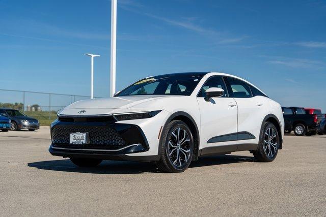 2023 toyota crown limited