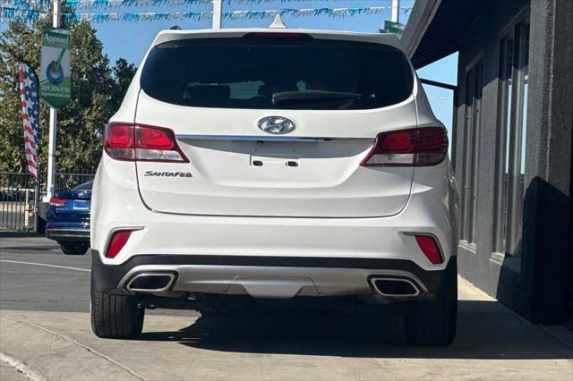 2017 hyundai santa fe se