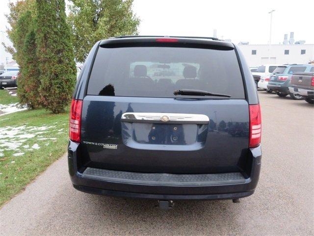 used 2008 chrysler town & country touring muskegon, mi 49441 for sale in meskegon, michigan