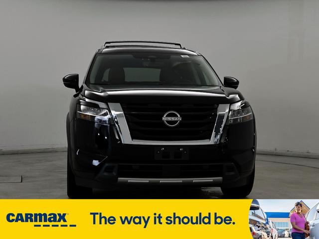 2023 nissan pathfinder platinum