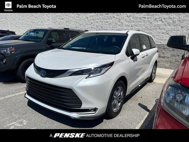 2024 toyota sienna limited