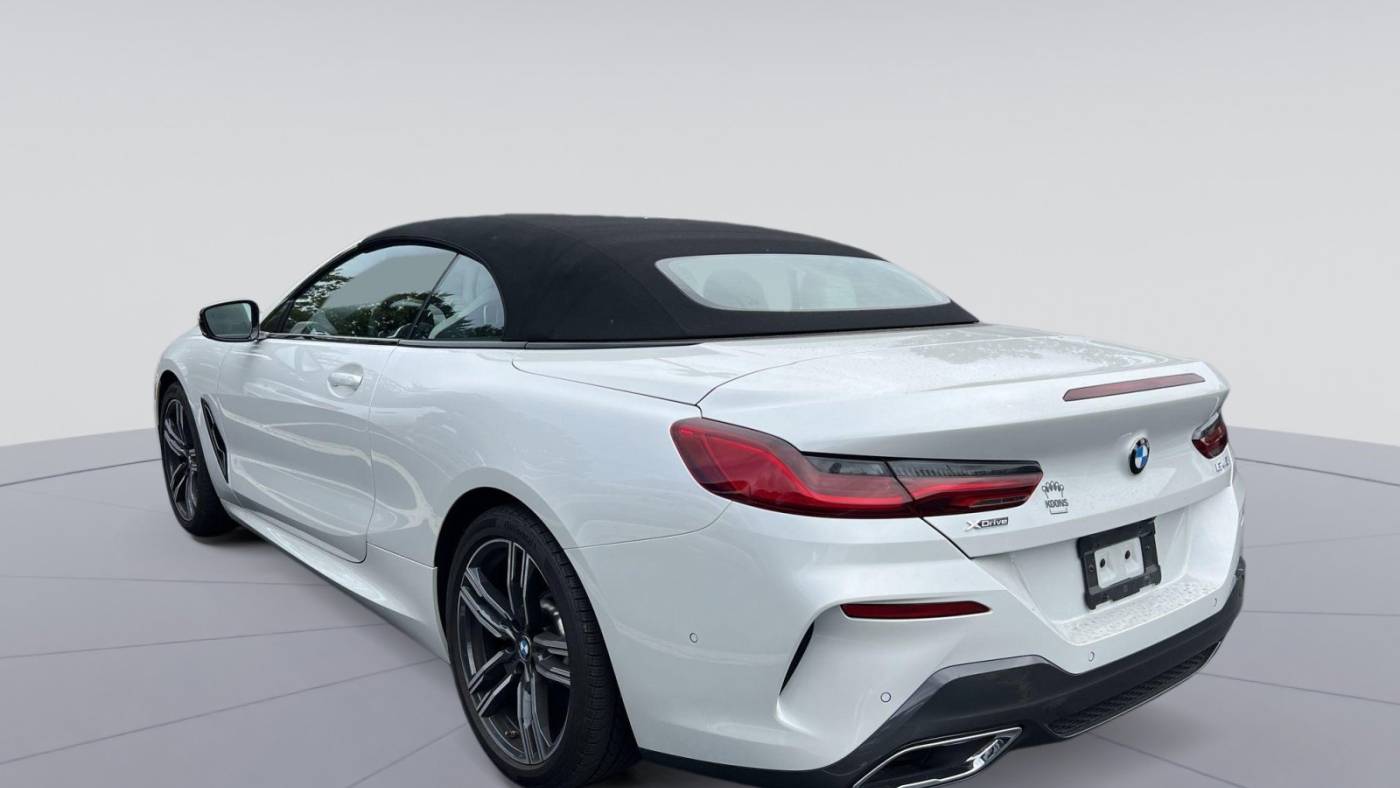 2022 bmw 8 series 840i xdrive