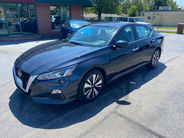 2022 nissan altima 2.5 sv