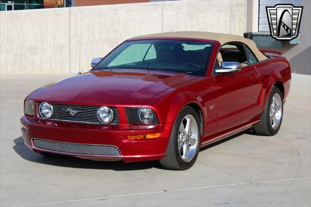 2007 ford mustang base