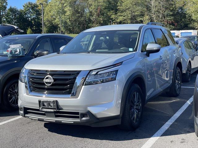 2022 nissan pathfinder sv 4wd