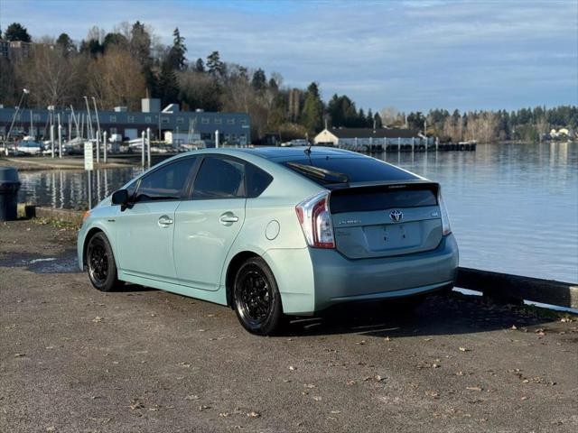 2014 toyota prius three