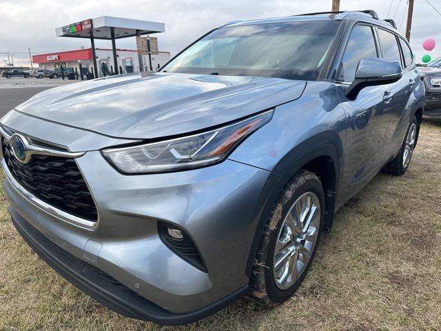 2023 toyota highlander l