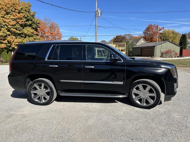 2017 cadillac escalade luxury