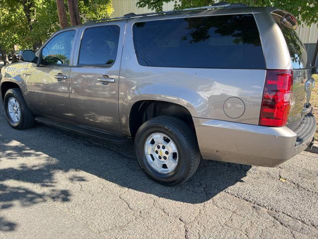 2011 chevrolet suburban 1500 lt