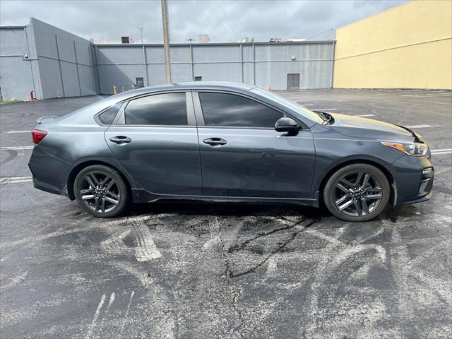 2021 kia forte gt-line