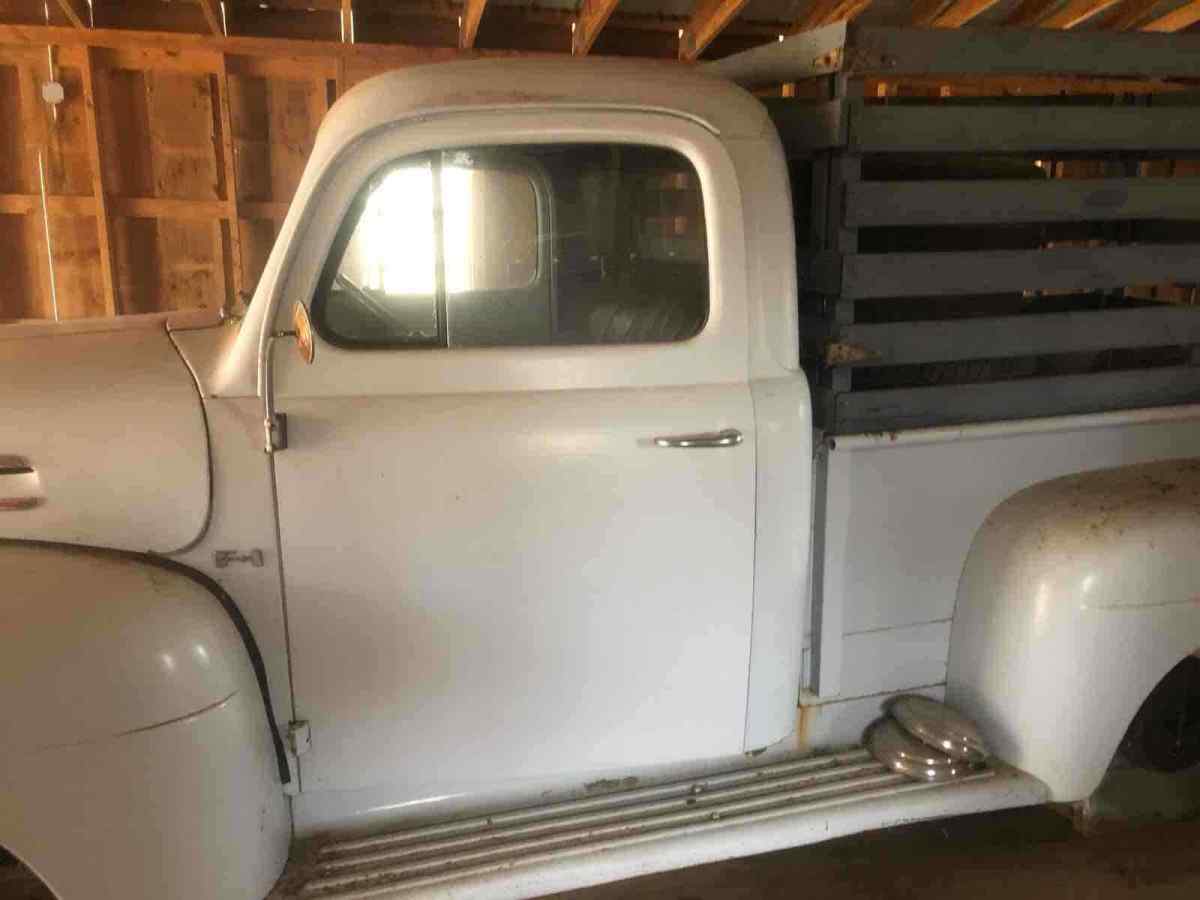 1950 ford f-1 pickup grey