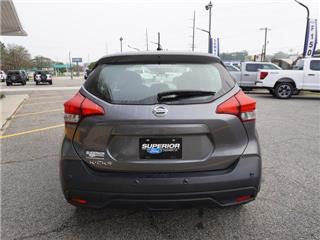 2020 Nissan Kicks s