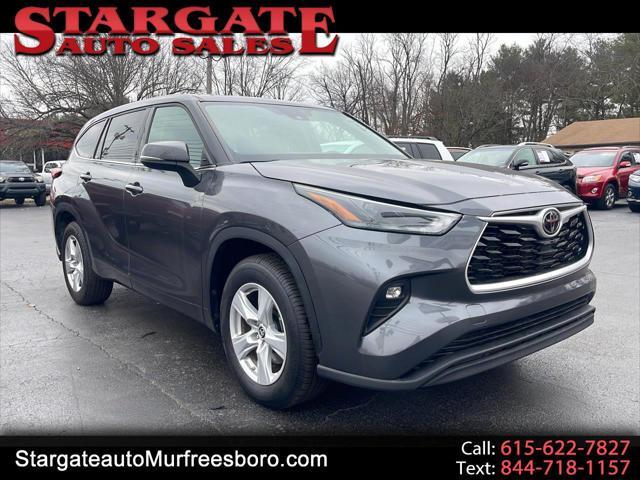 2022 toyota highlander le