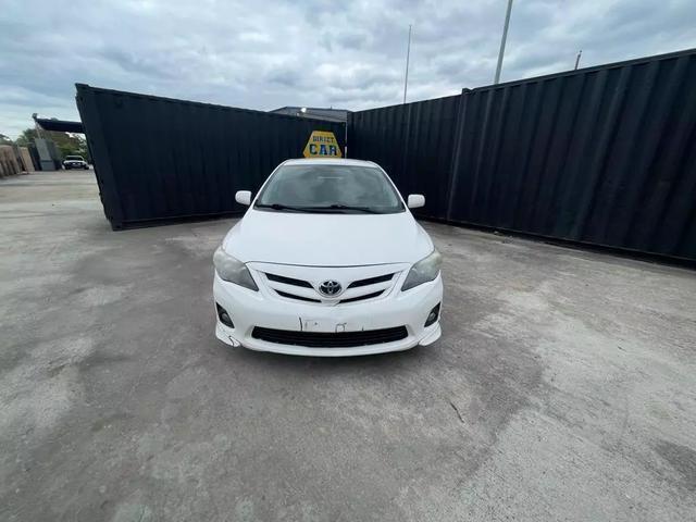2012 toyota corolla le