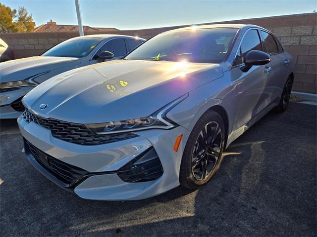 2021 kia k5 gt-line
