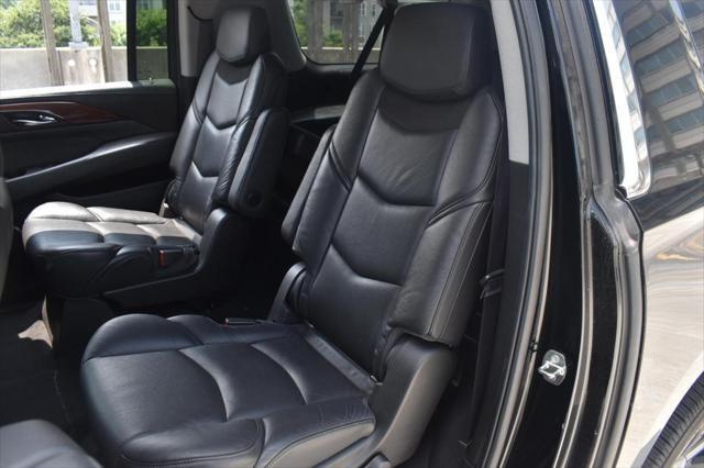 2016 cadillac escalade esv sport